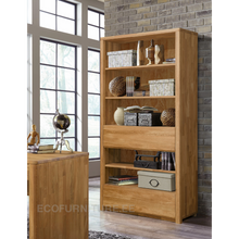 Lae piltide sirvija tammest raamaturiiul