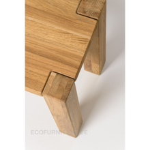 Lae piltide sirvija tammest pink koridori